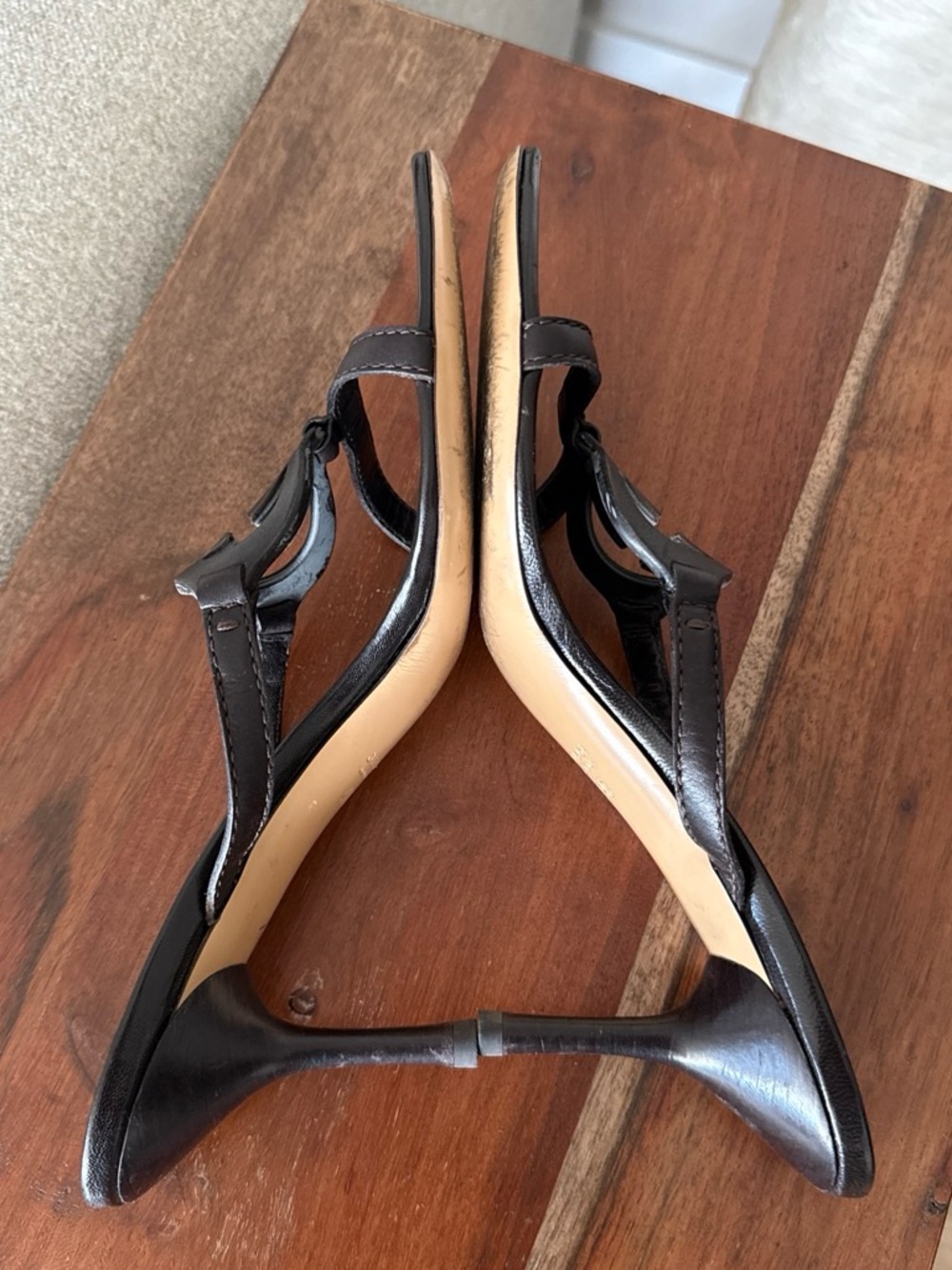 Gucci Black Leather GG Logo Slide Mules - Picture 4 of 8